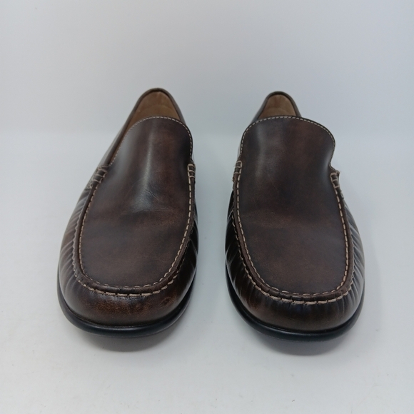 ECCO Classic Moc 2.0 Driving Loafers - Picture 6 of 9